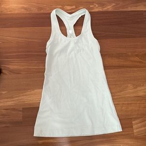 lululemon nulu tank top